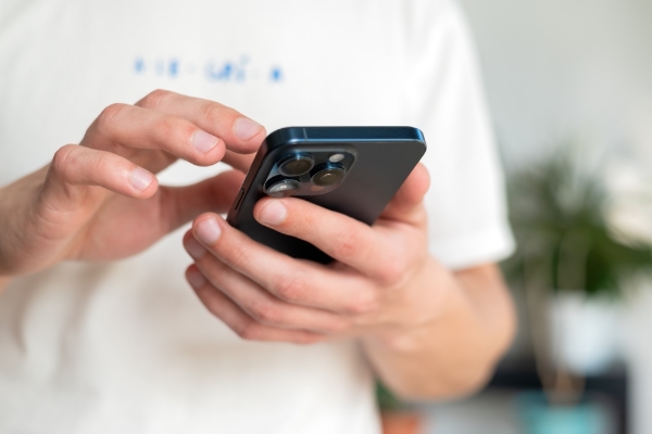 Get Deleted Messages Back on iPhone