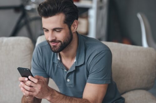 Find Out Who My Husband Is Texting
