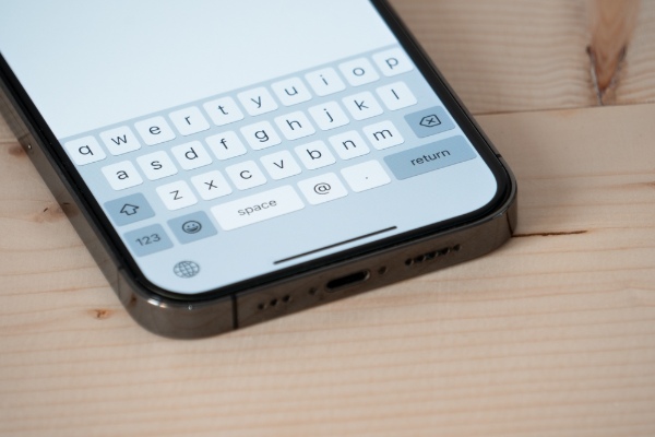 iPhone